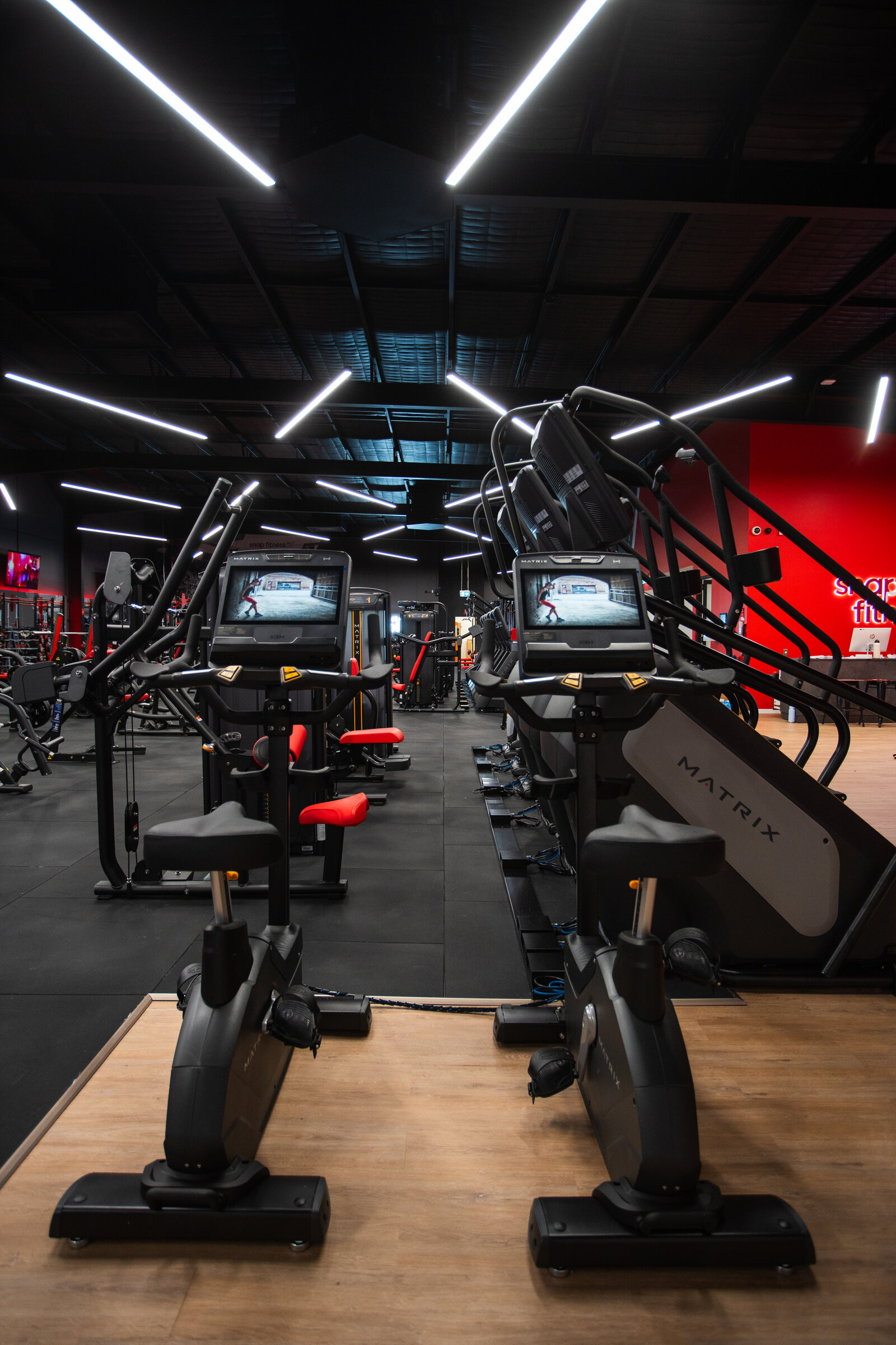 Snap Fitness Tuggerah cardio floor