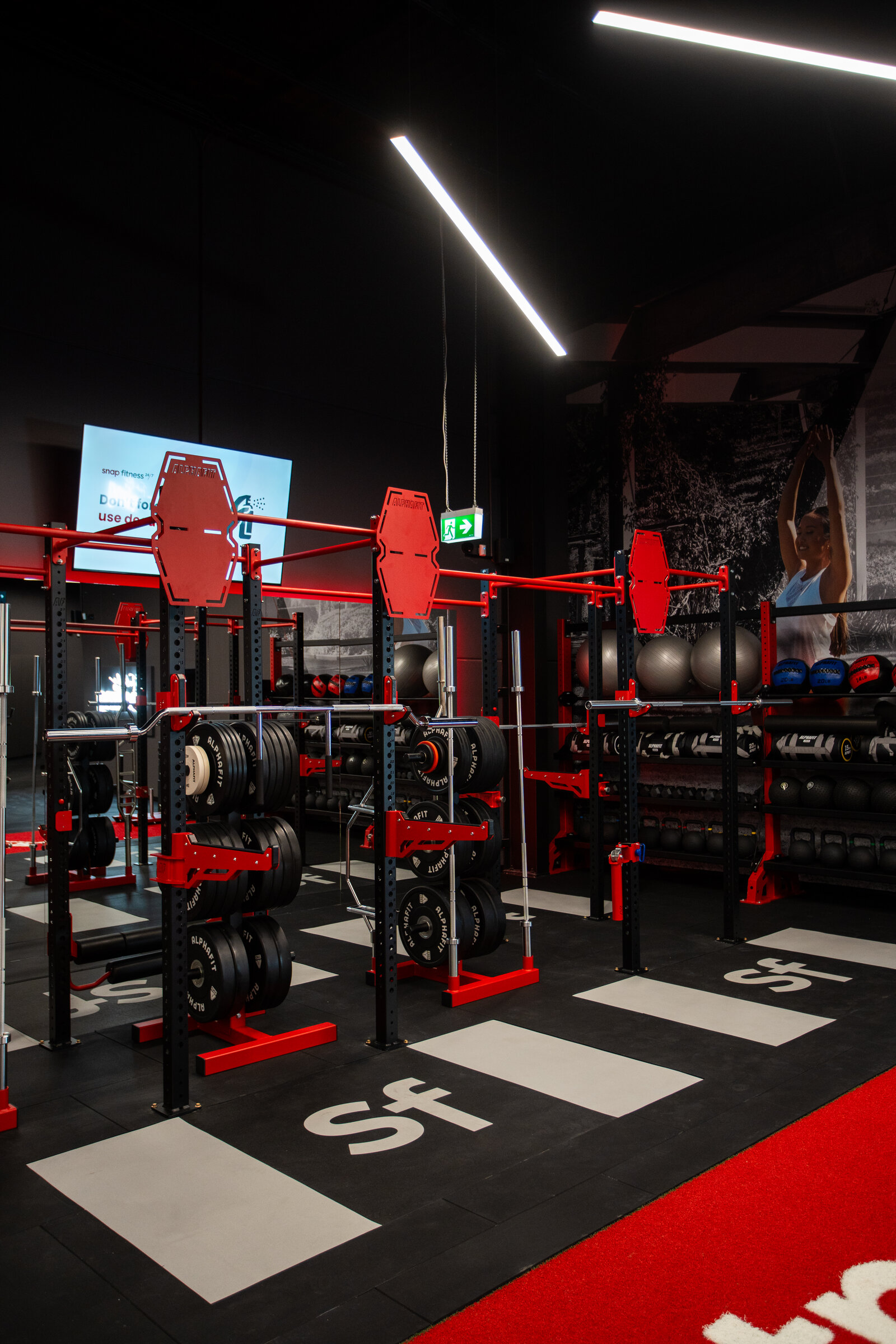 Snap Fitness Tuggerah functional training area